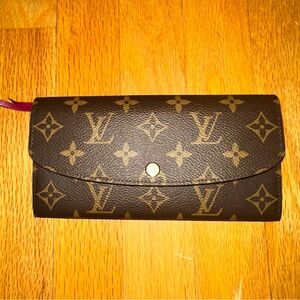 Louis Vuitton Emilie Wallet